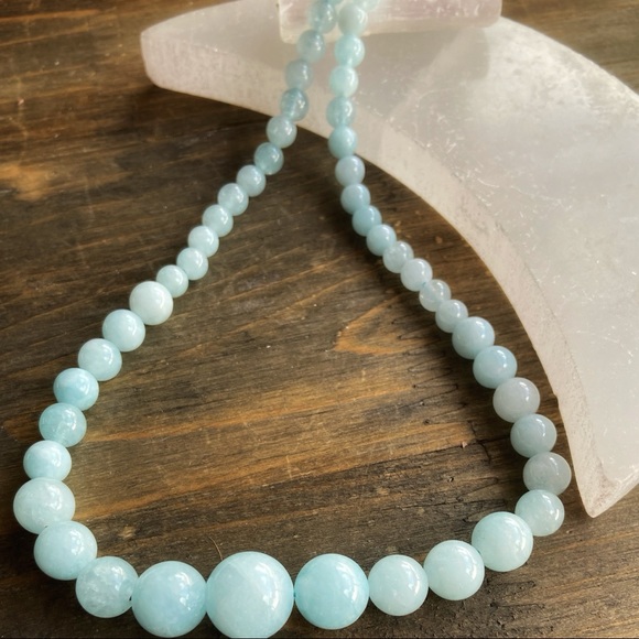 AQUAMARINE BUBBLE SHORT STATEMENT NECKLACE - Picture 2 of 13